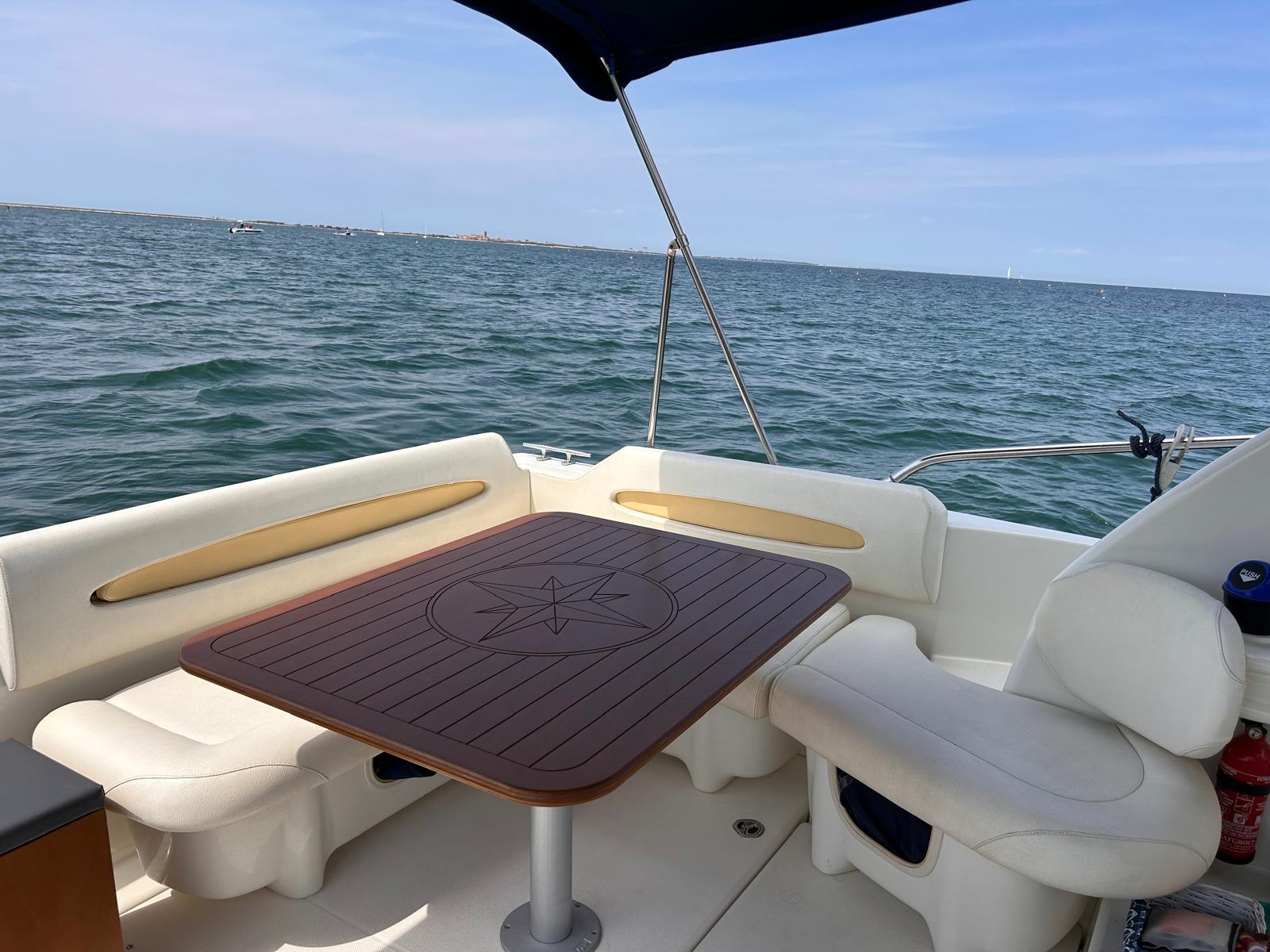yacht
